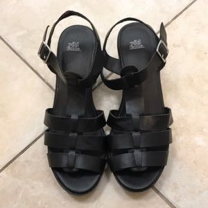 Black short heeled sandals never been worn